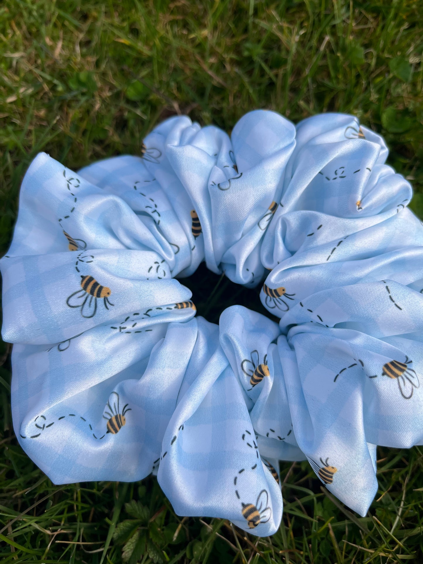 Gingham Bee